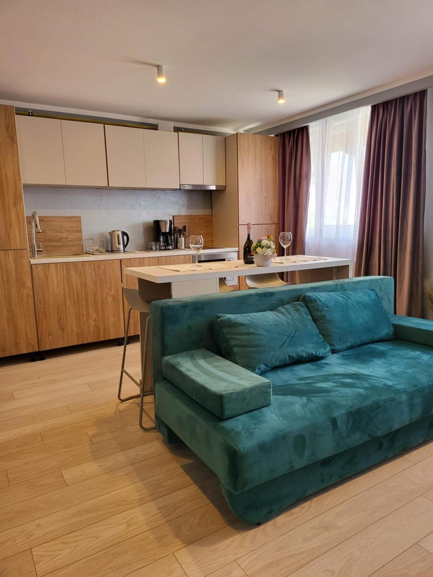 Studio 76 Apartment Onesti Bagian luar foto