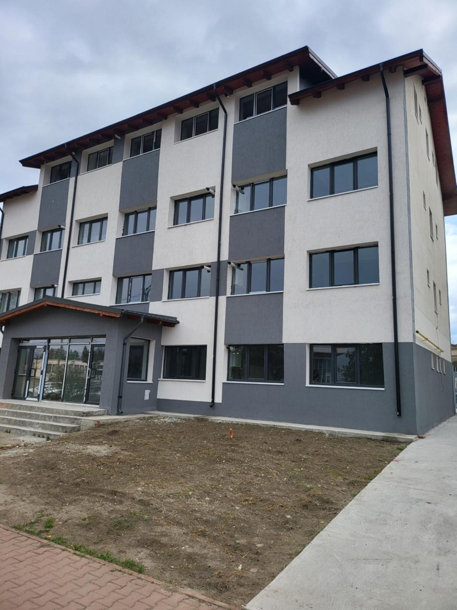 Studio 76 Apartment Onesti Bagian luar foto