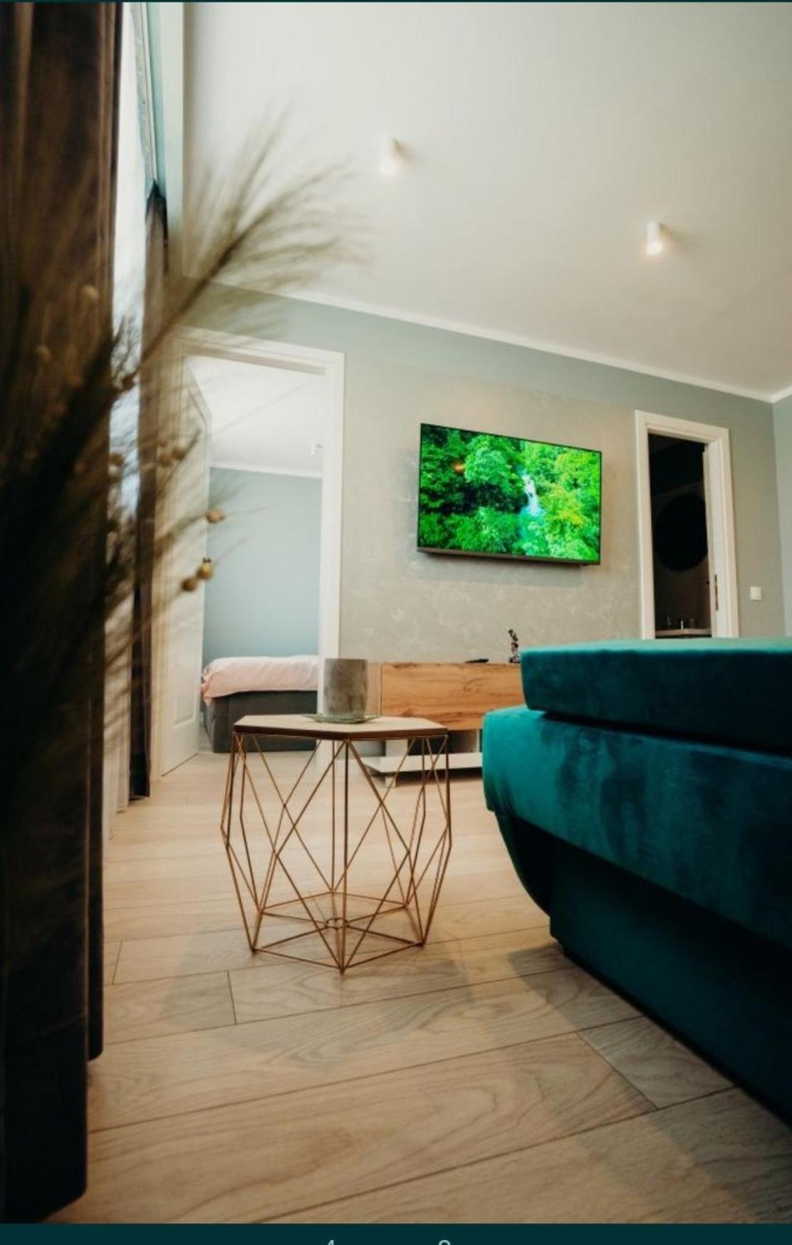 Studio 76 Apartment Onesti Bagian luar foto
